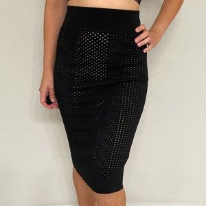 NWT, Size medium. Express stretch pencil skirt with nude lining